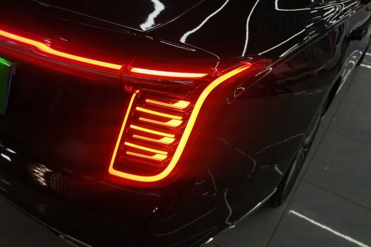 Used Hongqi H9 2023 2.0T Smart Connect Flagship Edition