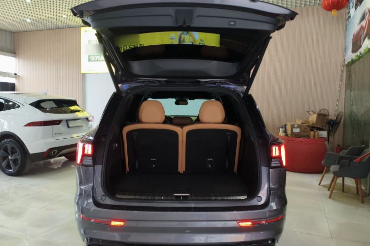 Used Lynk & Co 09 EM-P 2023 2.0TD EM-P Long-Range Version PM 7-Seater