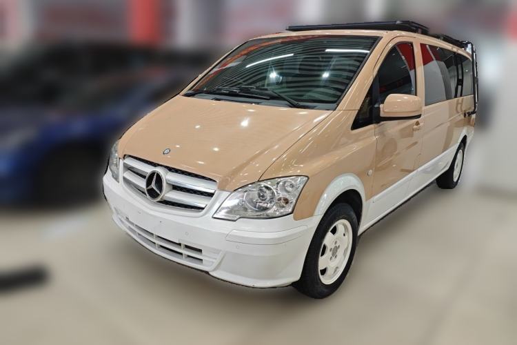 Used Mercedes-Benz Vito 2011 2.5L 7-seater executive version