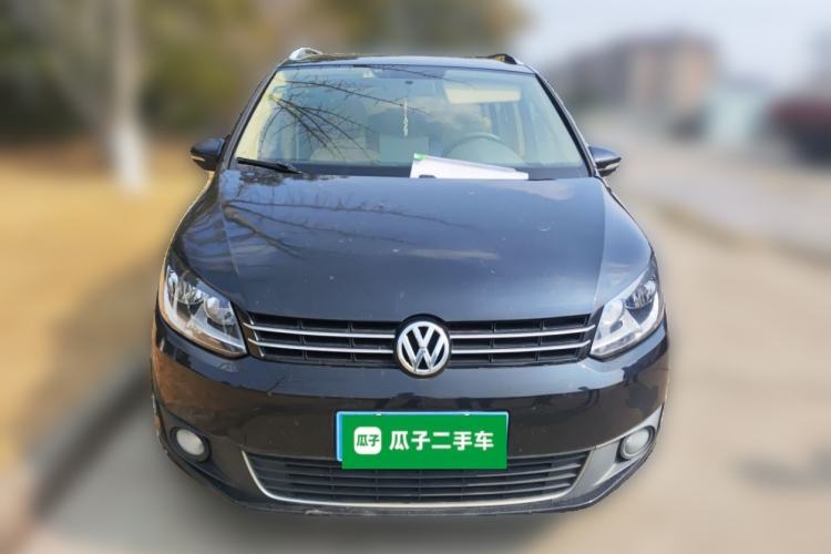 Used Volkswagen Touran 2011 1.4T Manual Zhiya Edition 5 Seats
