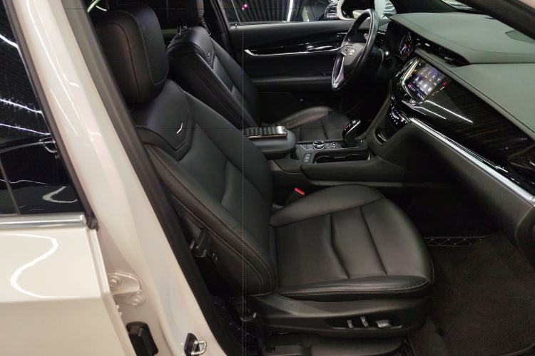 Used Cadillac XT6 2020 28T Six-Seater Four-Wheel-Drive Luxury Version
