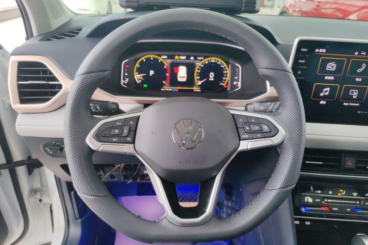 Used Volkswagen Tharu 2024 300TSI Two-Wheel-Drive Full Moon Edition
