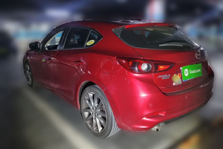 Used Mazda 3 Axela 2017 Hatchback 2.0L Automatic Sport Model China V Emission Standard