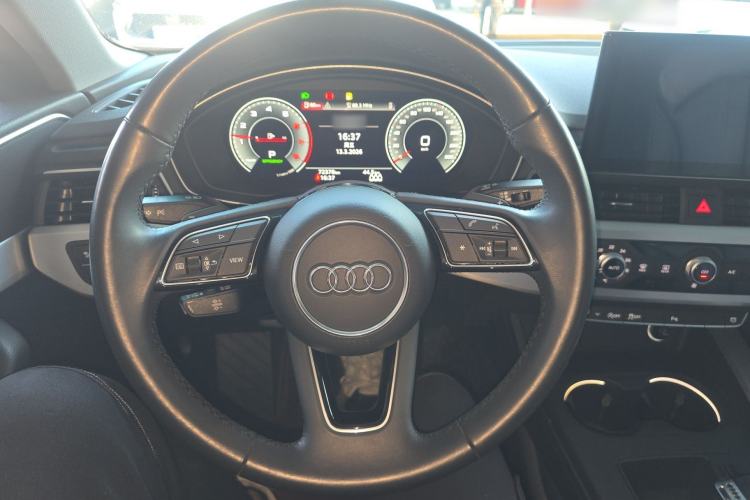 Used Audi A4L 2022 40 TFSI Fashion Dynamic Model