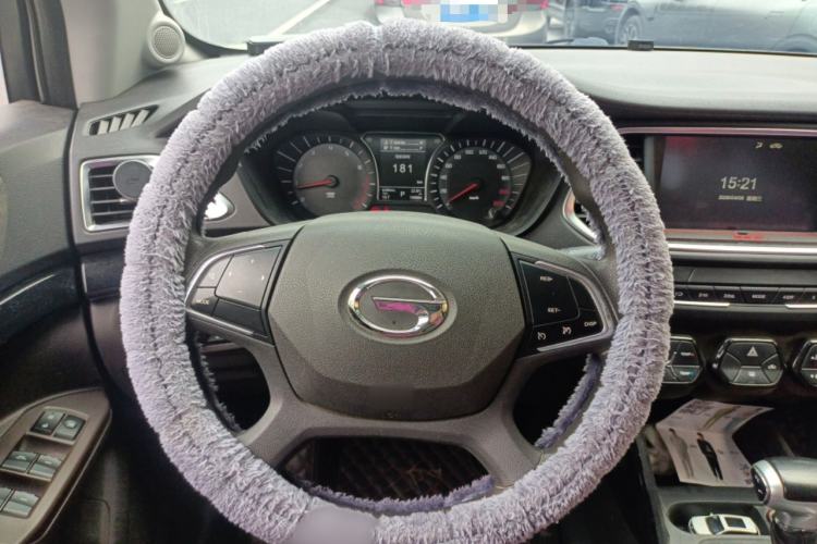 Used GAC Trumpchi GS4 2017 235T G-DCT Two-Wheel Drive Elite Edition Steering Wheel