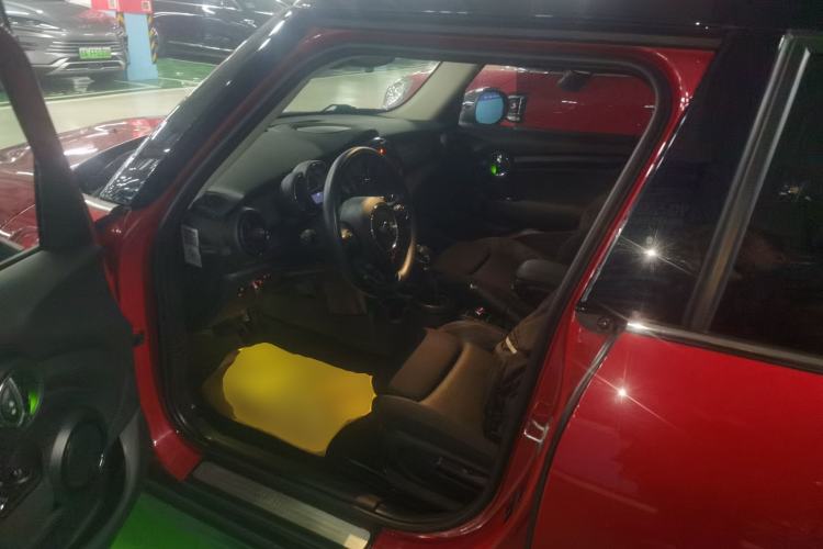 Used MINI 2016 1.5T COOPER Five-Door Edition Left Front Seat