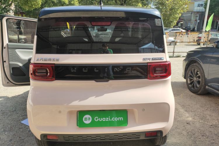 Used Wuling Hongguang MINIEV 2022 Macaron Premium Model – Lithium Iron Phosphate