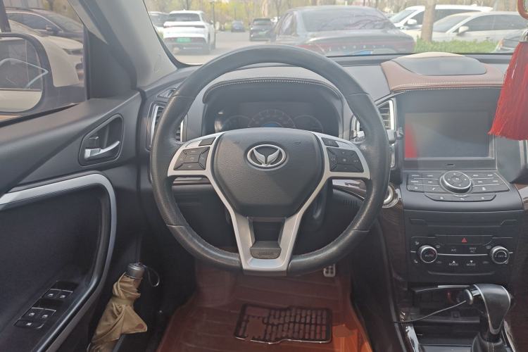 Used HYOSOW S6 2016 1.5T CVT Enjoyment Model Steering Wheel