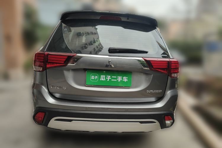 Used Mitsubishi Outlander 2019 2.4L 4x4 Zhi Xiang Edition 5 Seats China V Emission Standard Rear
