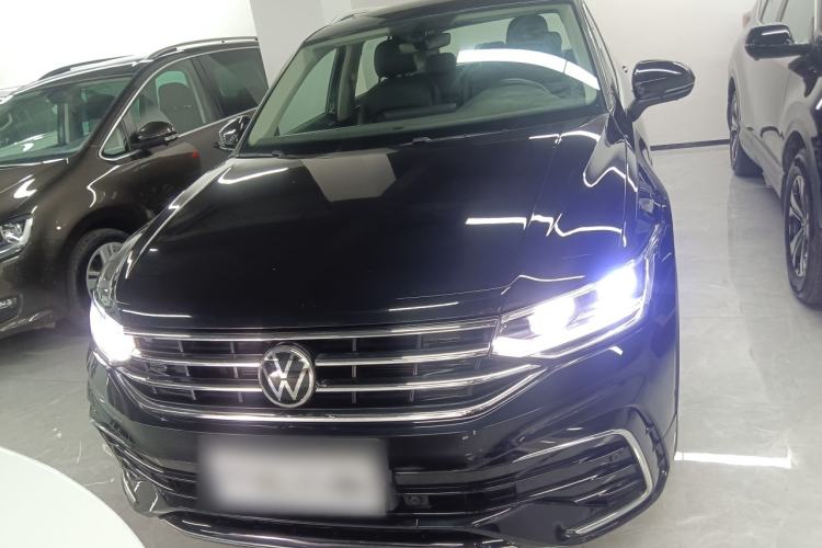 Used Volkswagen Tiguan L 2022 330TSI Automatic Two-Wheel Drive R-Line Enhanced Edition Front