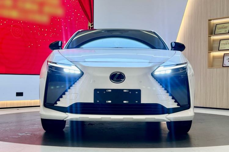 Used Lexus RZ 2023 450e All-Wheel Drive Luxury Edition