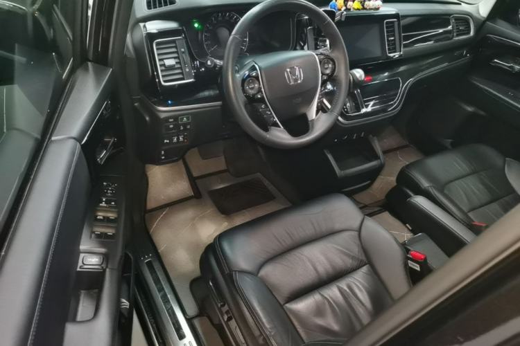 Used Honda Elysion 2019 2.0L Hybrid Supreme Edition