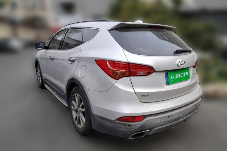 Used Hyundai Santa Fe 2013 2.0T Automatic All-Wheel Drive Top Trim