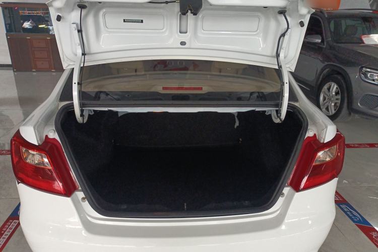 Used Changan Alsvin V3 2015 1.4L Manual Meiruan Model China V Standard