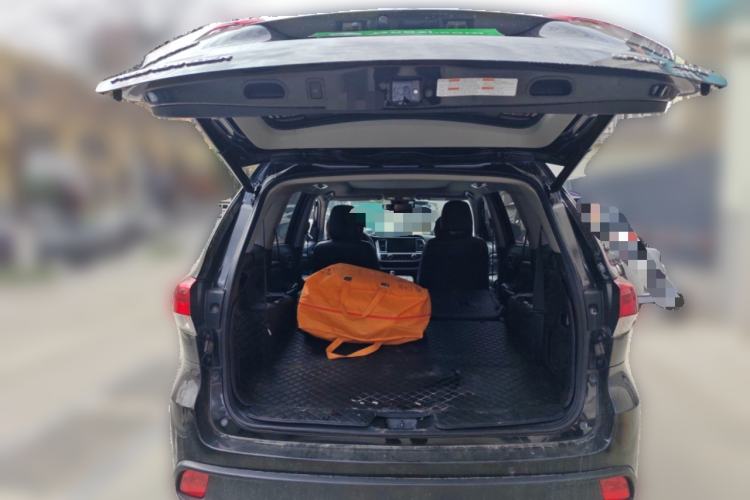 Used Toyota Highlander 2021 2.0T Four-Wheel Drive Prestige Version 7 Seats Trunk