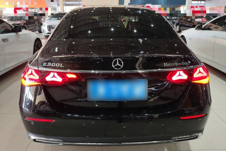 Used Mercedes-Benz E-Class 2024 E 260 L
