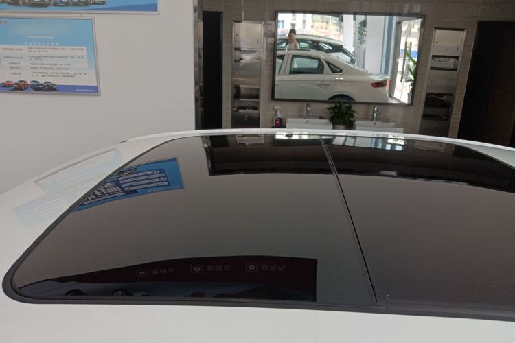 Used Geely Auto Preface 2026 Model Oriental Yao 1.5TD Fuyao Edition Roof