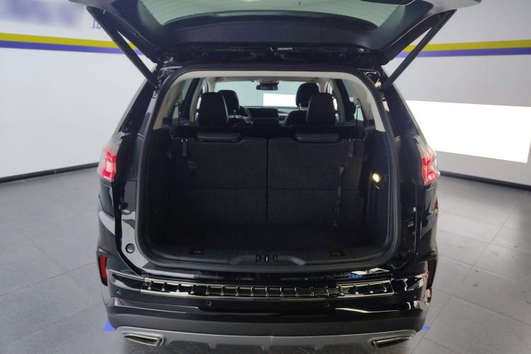 Used Ford Edge 2021 PLUS EcoBoost 245 Two-Wheel-Drive Titanium 7-Seater