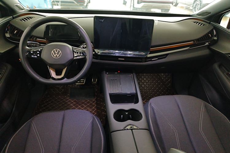 Used Volkswagen ID.UNYX 2024 Pro Long-Range Version Center Console