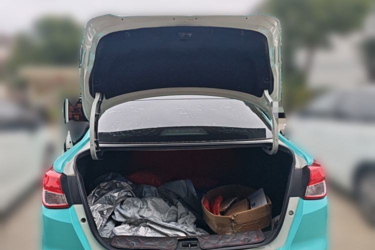 Used Nissan Lannia 2016 1.6L CVT Cool Edition
