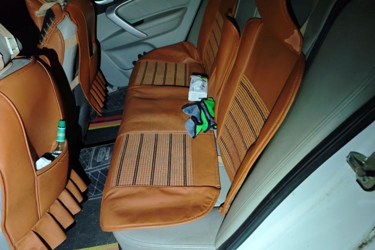 Used Geely Auto Emgrand 2016 Sedan 1.5L Manual Luxury Model
