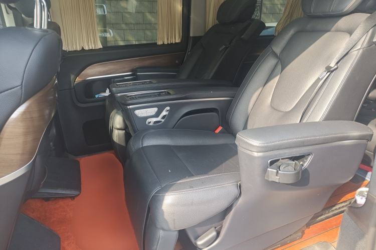 Used Mercedes-Benz V-Class 2021 V 260 L Long-wheelbase Luxury Edition