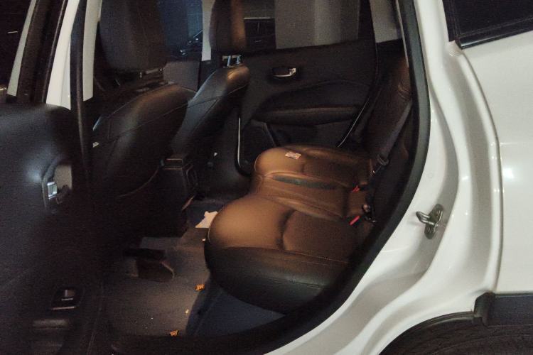 Used Jeep Compass 2019 220T Automatic Family Edition
