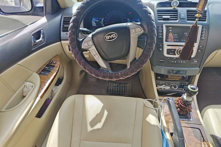 Used BYD G6 2012 1.5TI Manual Luxury Edition