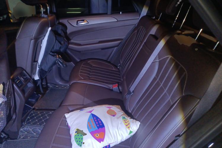 Used Mercedes-Benz GLE 2019 GLE 320 4MATIC Dynamic Edition Prestige Model Left Rear Seat