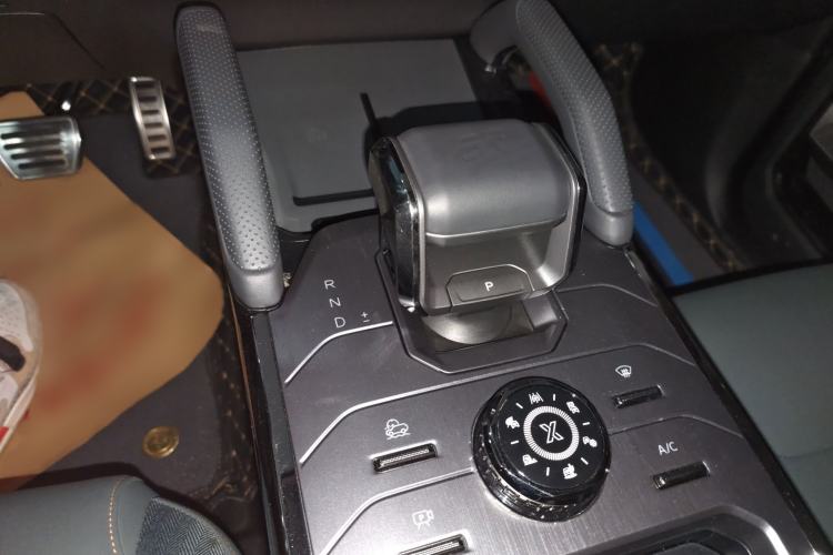 Used JETOUR Traveler 2023 2.0T All-Wheel-Drive CrossPRO