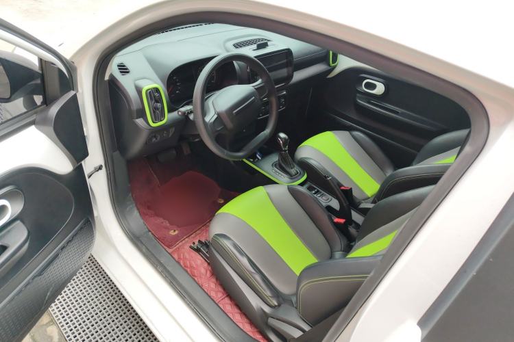 Used Roewe Clever 2021 302 km New Four-Seater Super-Efficient Version