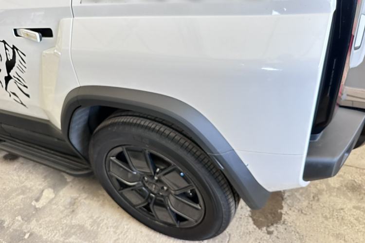 Used iCAR 03T 2024 520km Two-Wheel Drive Long-Range Version
