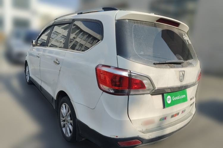 Used Baojun 730 2014 1.5L manual Comfort version 7 seats