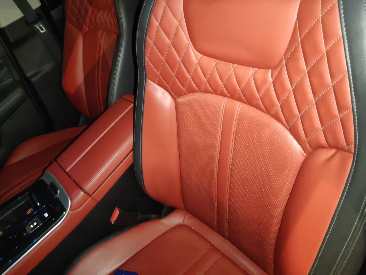 Dongfeng Aeolus Yixuan MAX 2021 1.5T Ultra-Stylish Trendsetter Edition — снимка 14
