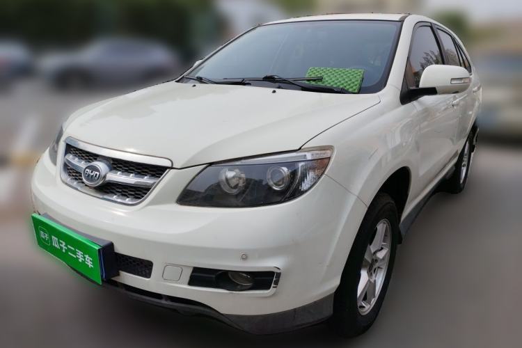 Used BYD S6 2014 2.0L Manual Luxury 5-Seater