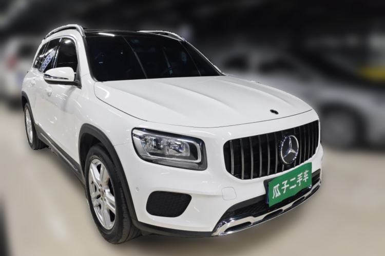 Used Mercedes-Benz GLB 2021 GLB 180 Dynamic Edition Front Right 45 Deg