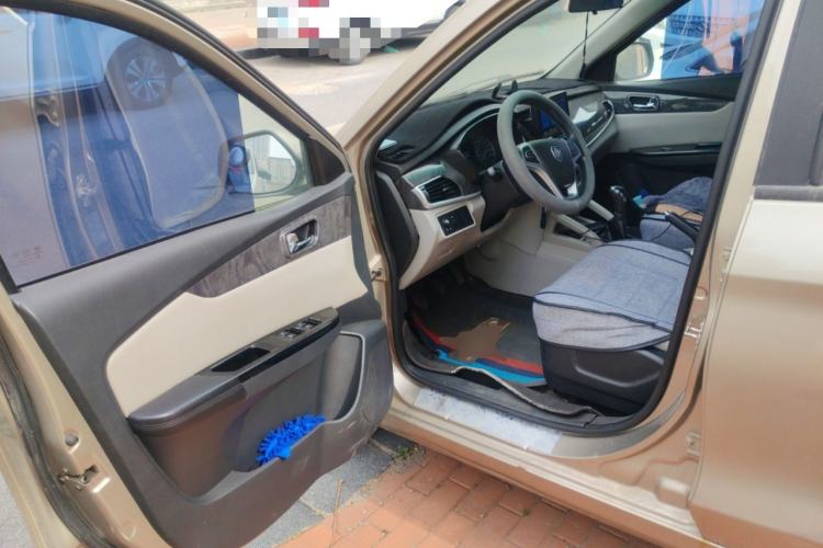 Used Foton Jiatu im6 2017 1.5L Zhiyue Model Driver Seat