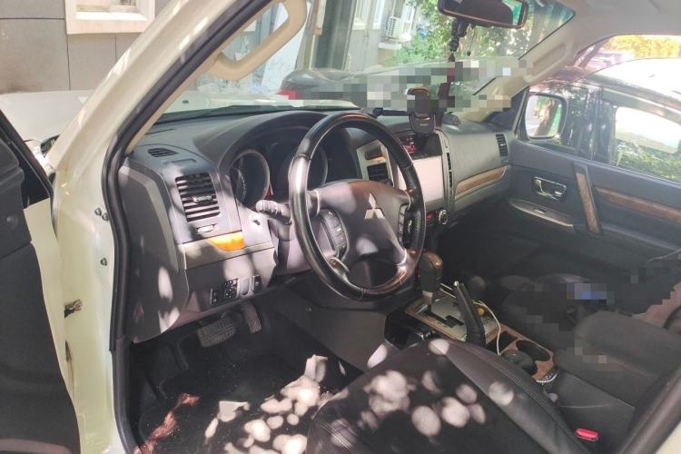 Used Mitsubishi Pajero 2019 3.0L Automatic Comfort Edition