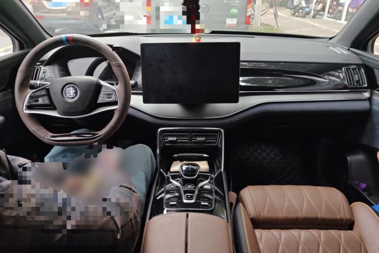 Used BYD Tang New Energy 2021 DM 2.0T Four-Wheel Drive High-Performance Flagship Model
