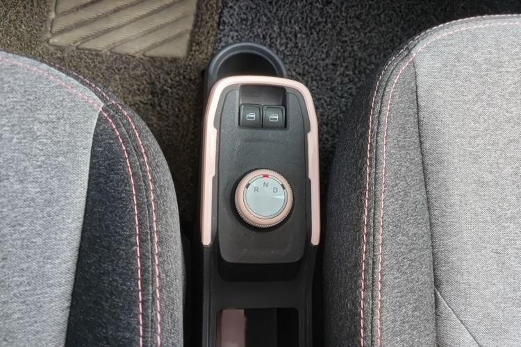 Used Chery QQ Ice Cream 2022 170km Sundae Phosphate Lithium-Ion
