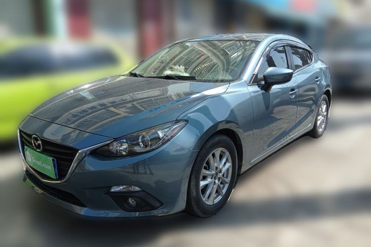 Used Mazda 3 Axela 2016 Sedan 1.5L Automatic Comfort Model