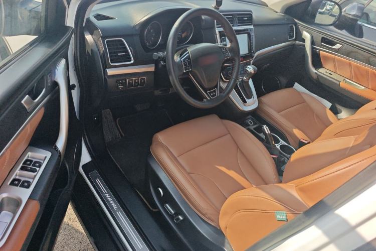 Used Haval H6 2015 Sport Edition 1.5T Automatic Two-Wheel Drive Luxury Model Driver Seat
