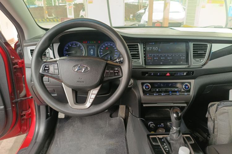 Used Hyundai Mistra 2014 1.8L Automatic Smart GLS
