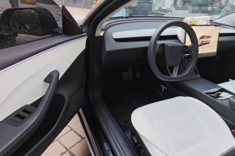 Used Tesla Model 3 2023 Rear-Wheel-Drive Version
