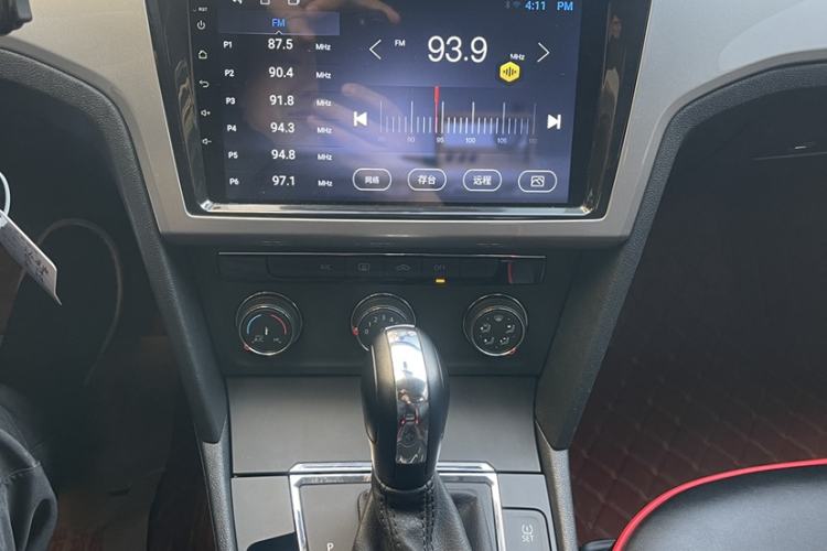 Used Volkswagen Lamando 2018 230TSI DSG Fashion Edition
