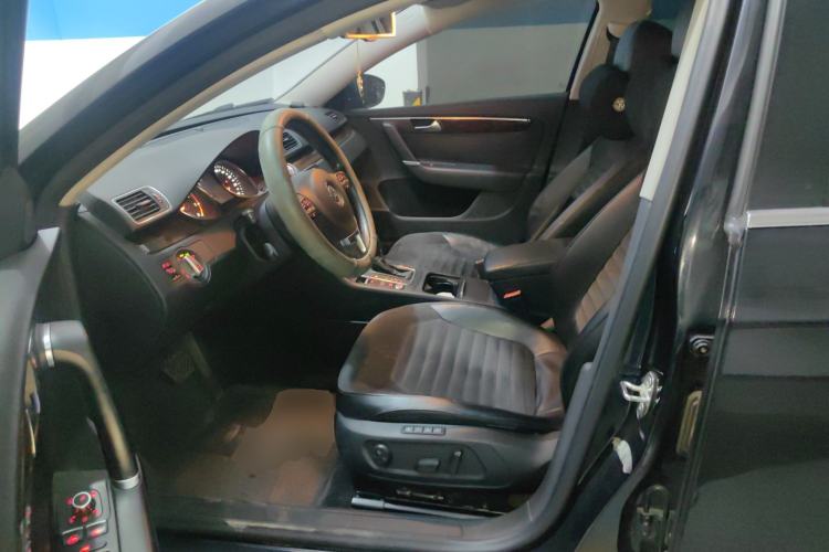 Used Volkswagen Magotan 2012 Travel Edition 2.0 TSI Comfort Version