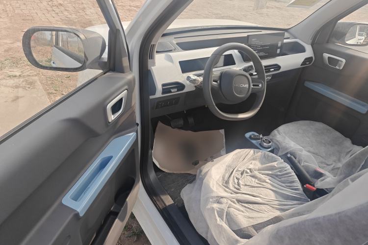 Used Geely Galaxy Panda 2024 Panda Mini 200km Endurance Bear Driver Seat