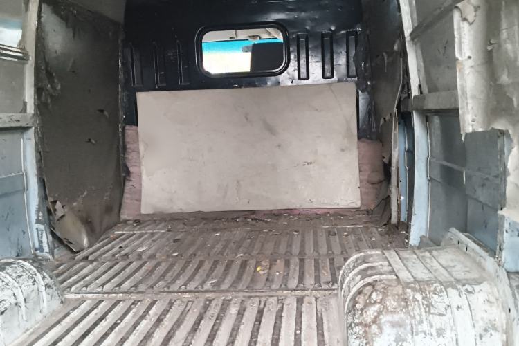 Used Iveco Daily 2017 2.8T V40 Cargo Van Mid-Roof 3/6 Seats 43S5