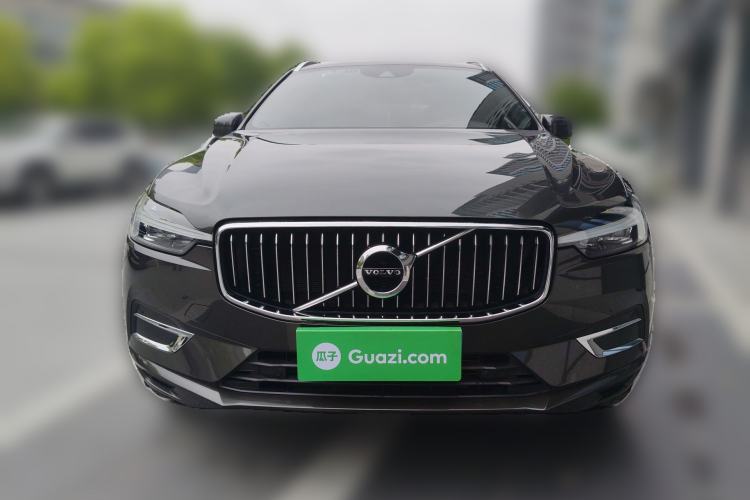 Used Volvo XC60 2021 T5 4x4 Smart Luxury Edition Front