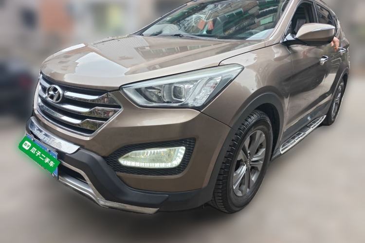 Used Hyundai Santa Fe 2013 2.4L Automatic Two-Wheel Drive Smart Version